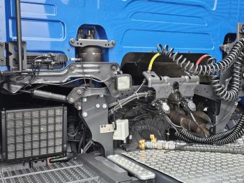 R450 4x2 / RETARDER / HYDRAULIC / PARKING COOLER